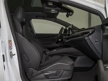 SKODA Enyaq Coupe iV RS 4x4 Suite AHK LM21 WÄRMEPUMPE