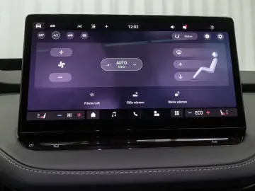 SKODA Enyaq Coupe iV RS 4x4 Suite AHK LM21 WÄRMEPUMPE