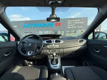 Renault Grand Scenic 1.5 dCi 7 LOCURI