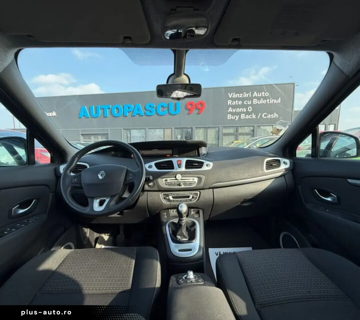 Renault Grand Scenic 1.5 dCi 7 LOCURI