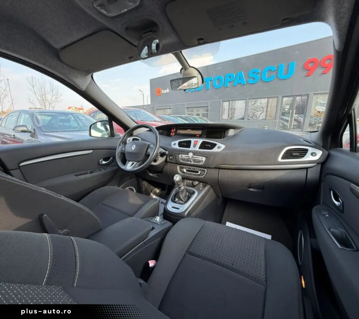 Renault Grand Scenic 1.5 dCi 7 LOCURI