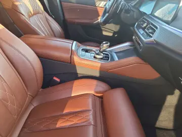 BMW X6 30d M-Paket Laser HUD AHK HiFi