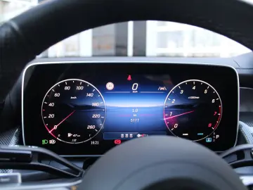 MERCEDES-BENZ GLC 300 4M Coupé AMG AHK PANO LED KAME&hellip;