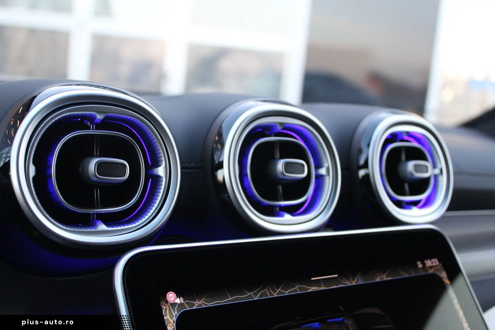 MERCEDES-BENZ GLC 300 4M Coupé AMG AHK PANO LED KAME&hellip;