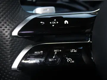 MERCEDES-BENZ GLC 300 4M Coupé AMG AHK PANO LED KAME&hellip;