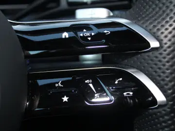 MERCEDES-BENZ GLC 300 4M Coupé AMG AHK PANO LED KAME&hellip;