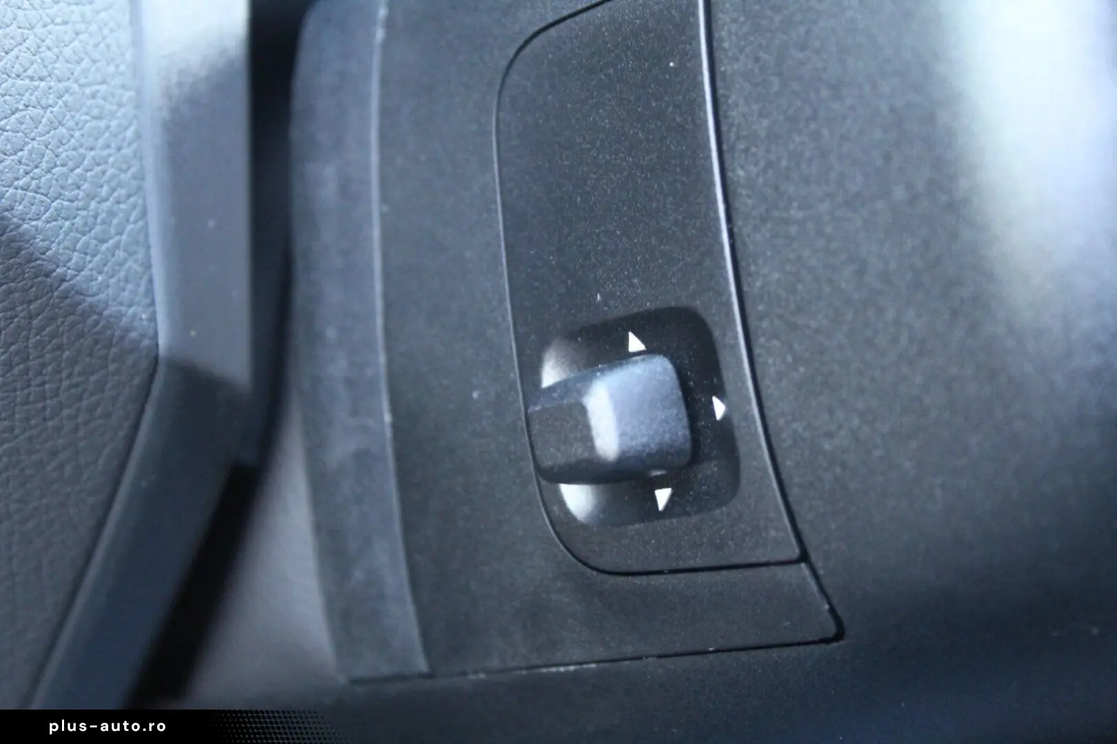 MERCEDES-BENZ GLC 300 4M Coupé AMG AHK PANO LED KAME&hellip;