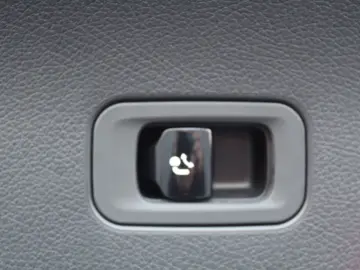 MERCEDES-BENZ GLC 300 4M Coupé AMG AHK PANO LED KAME&hellip;