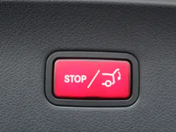 MERCEDES-BENZ GLC 300 4M Coupé AMG AHK PANO LED KAME&hellip;