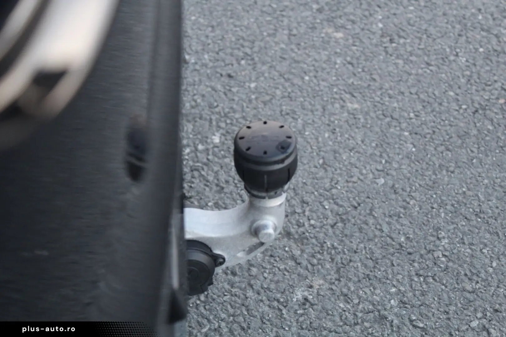 MERCEDES-BENZ GLC 300 4M Coupé AMG AHK PANO LED KAME&hellip;