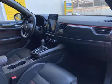 RENAULT Arkana R.S. Line 1. HAND AUTOMATIK SPORT LED KAM