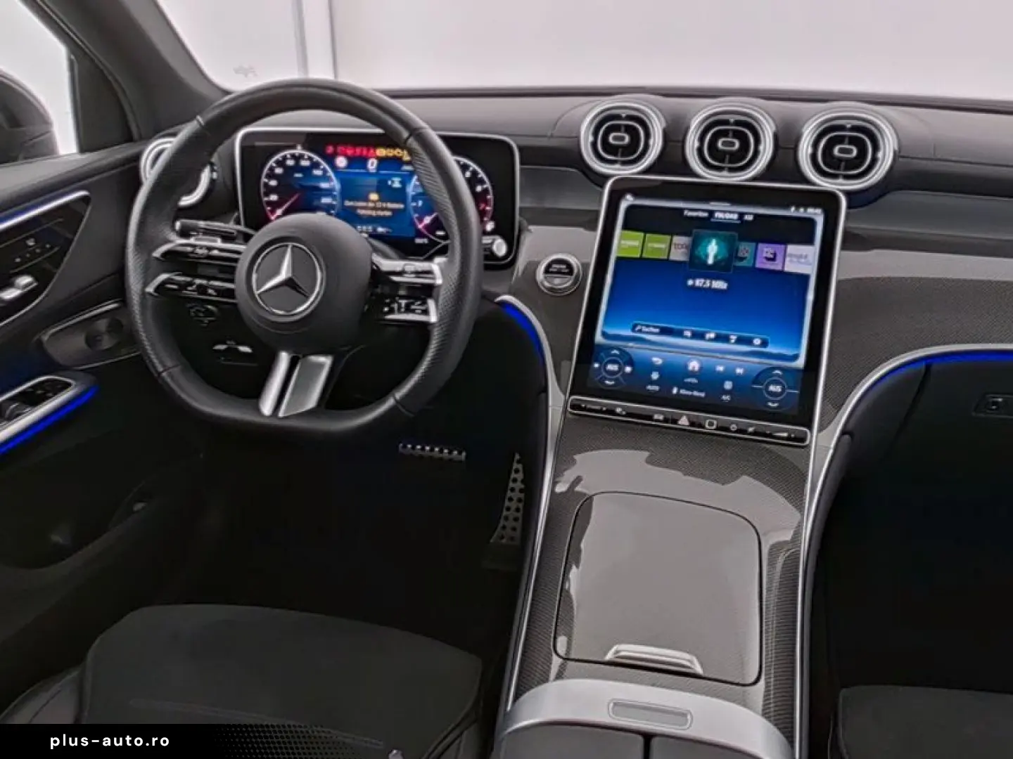 MERCEDES-BENZ GLC 300 4M Coupé   AMG BURM NIGHT MEMO 360 AHK