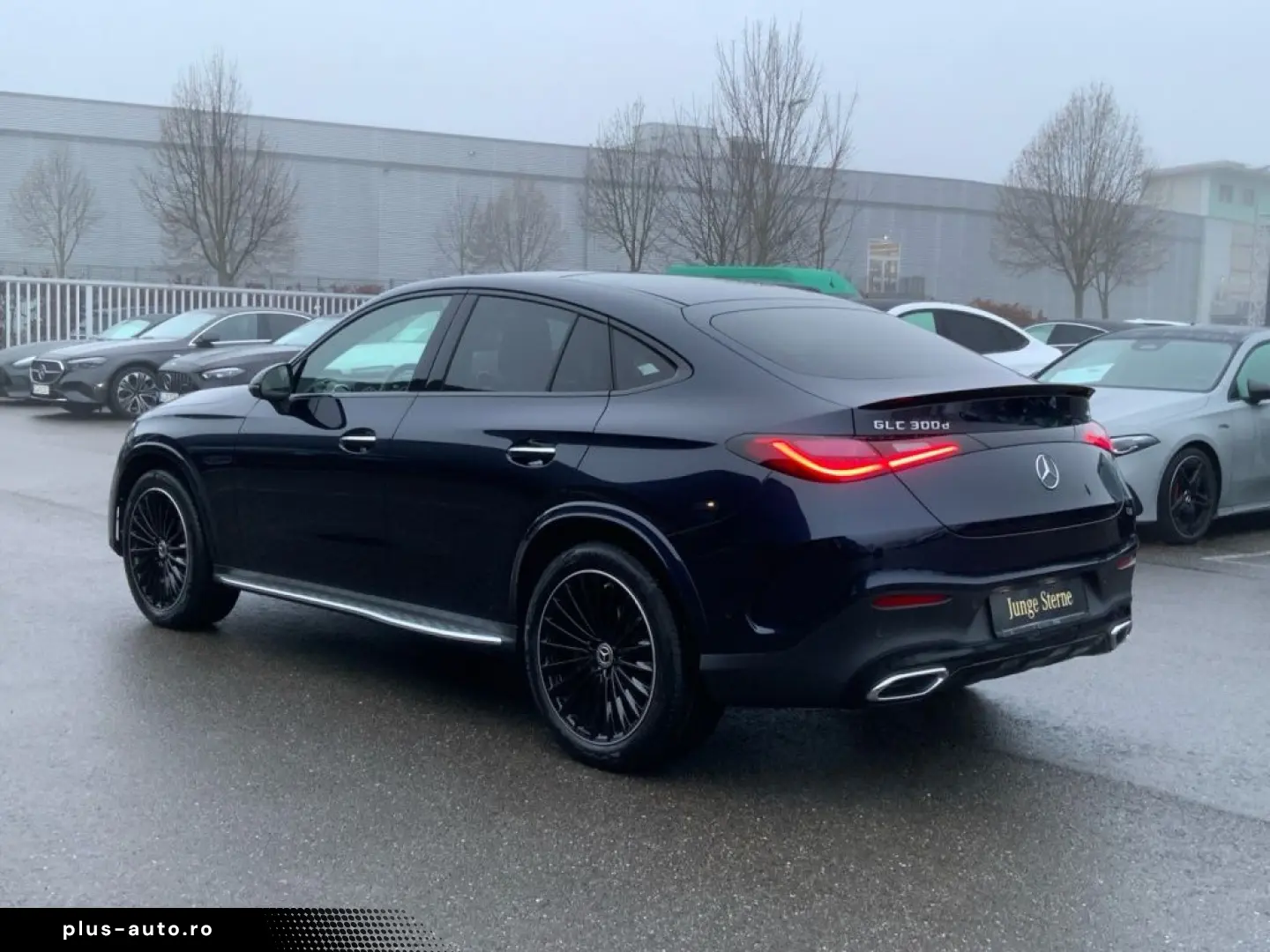 MERCEDES-BENZ GLC 300 d 4M Coupé AMG PANO DISTR LUFT&hellip;
