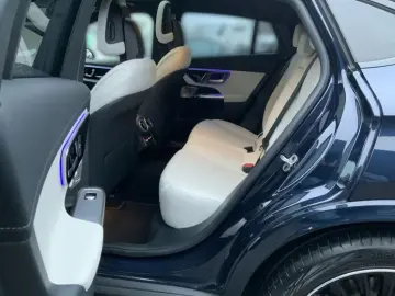 MERCEDES-BENZ GLC 300 d 4M Coupé AMG PANO DISTR LUFT&hellip;