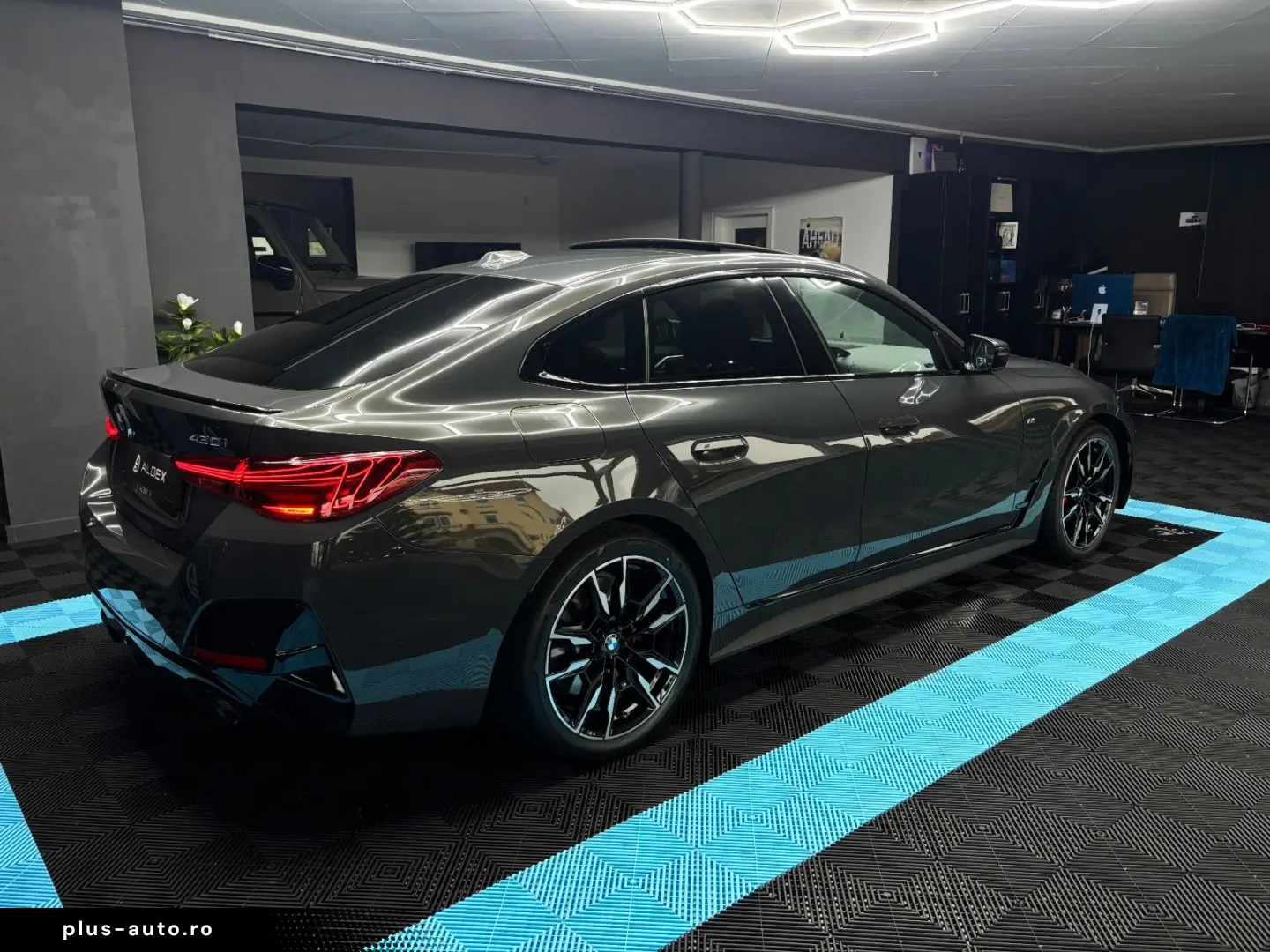 BMW 430i xDrive M SPORT PRO CARBON PANO KEY HUD 19