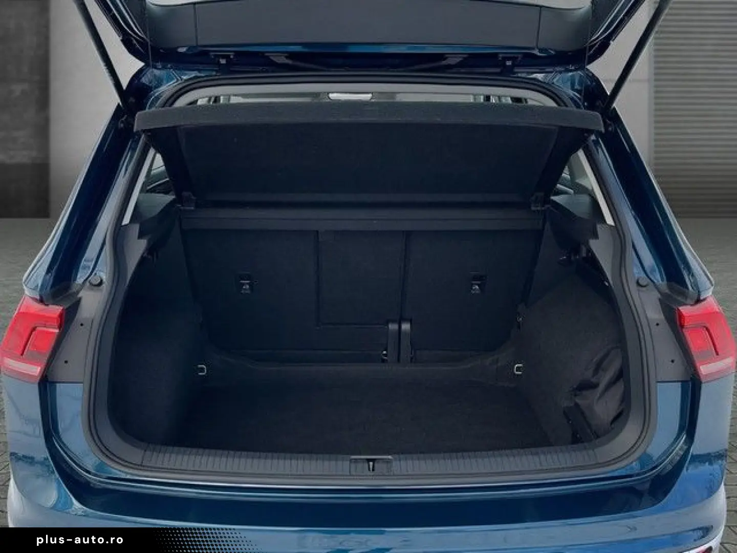 VW Tiguan  Life 2.0 TDI DSG AHK LED NAVI KLIMA