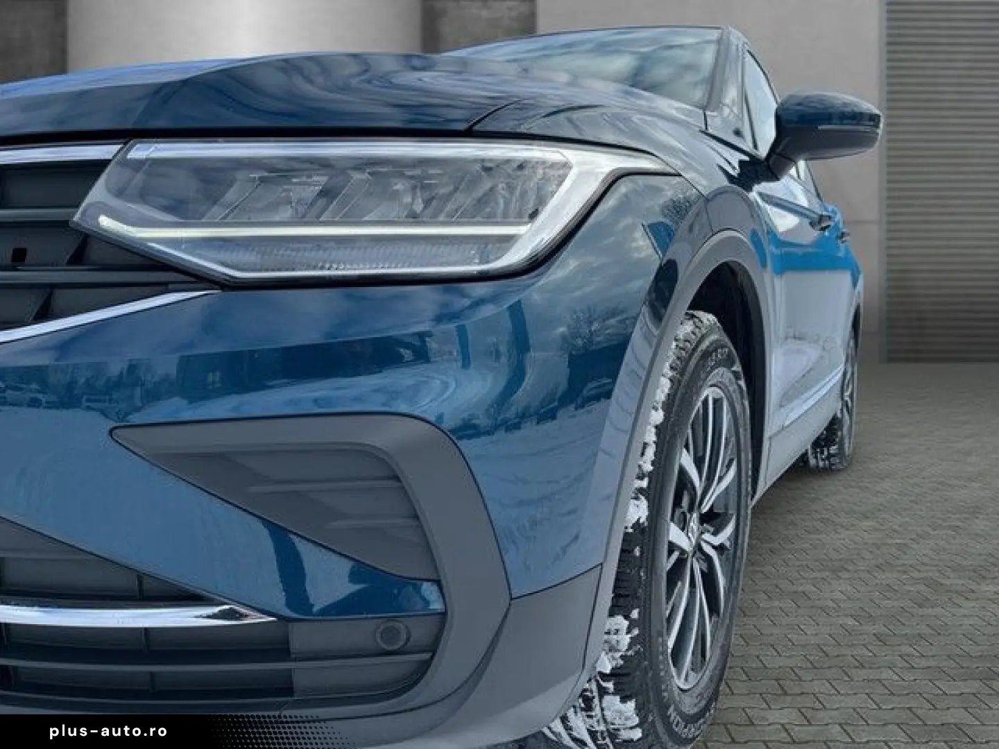 VW Tiguan  Life 2.0 TDI DSG AHK LED NAVI KLIMA