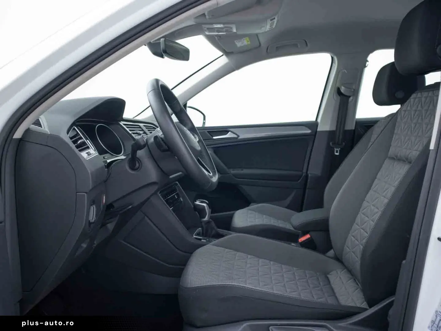 VW Tiguan 2.0 TSI Life 4Motion APP ACC NAV AHK MFL