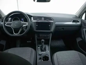 VW Tiguan 2.0 TSI Life 4Motion APP ACC NAV AHK MFL