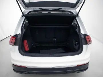 VW Tiguan 2.0 TSI Life 4Motion APP ACC NAV AHK MFL