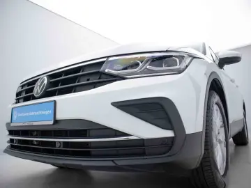 VW Tiguan 2.0 TSI Life 4Motion APP ACC NAV AHK MFL