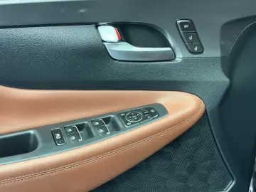 HYUNDAI SANTA FE 2.2 CRDi 4WD