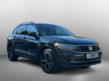 VW Tiguan 2.0 TSI 4Motion DSG Navi H&K Massage SHZ
