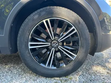 VW Tiguan 2.0 TSI 4Motion DSG Navi H&K Massage SHZ