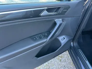 VW Tiguan 2.0 TSI 4Motion DSG Navi H&K Massage SHZ