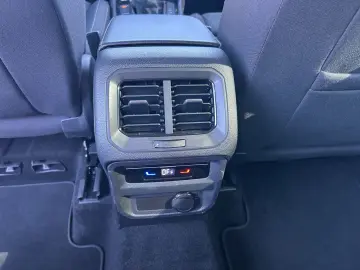 VW Tiguan 2.0 TSI 4Motion DSG Navi H&K Massage SHZ