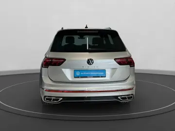 VW Tiguan 1.5 TSI R-Line  DSG MATRIX NAVI ACC KLIMA