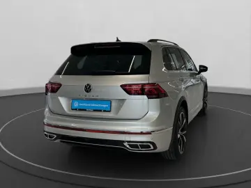VW Tiguan 1.5 TSI R-Line  DSG MATRIX NAVI ACC KLIMA