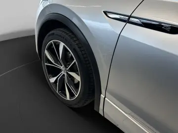 VW Tiguan 1.5 TSI R-Line  DSG MATRIX NAVI ACC KLIMA