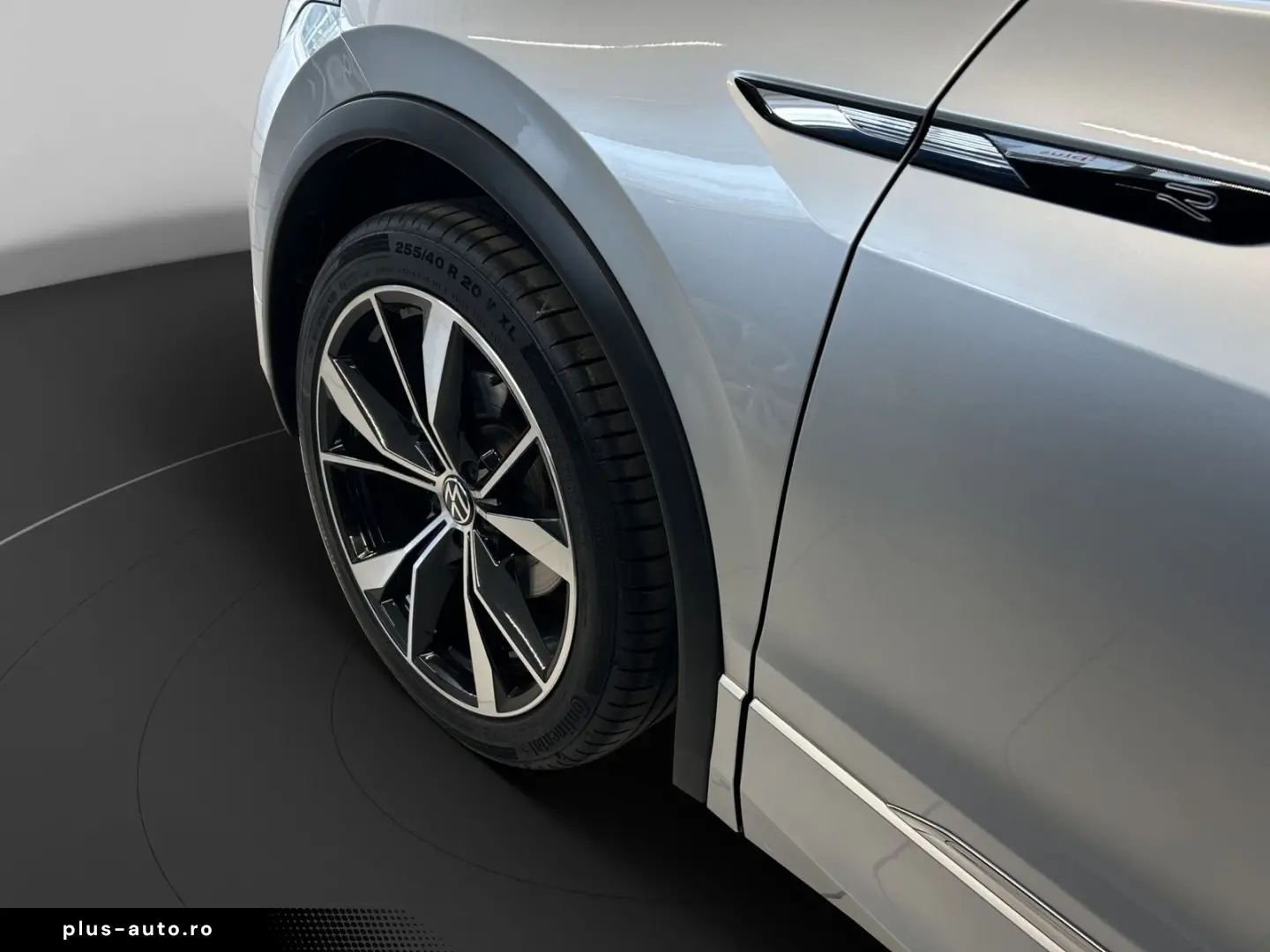 VW Tiguan 1.5 TSI R-Line  DSG MATRIX NAVI ACC KLIMA