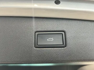 VW Tiguan 1.5 TSI R-Line  DSG MATRIX NAVI ACC KLIMA