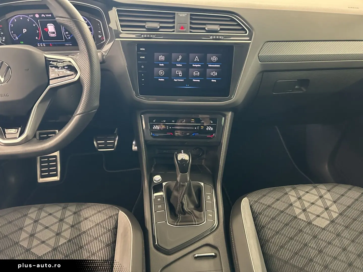 VW Tiguan 1.5 TSI R-Line  DSG MATRIX NAVI ACC KLIMA