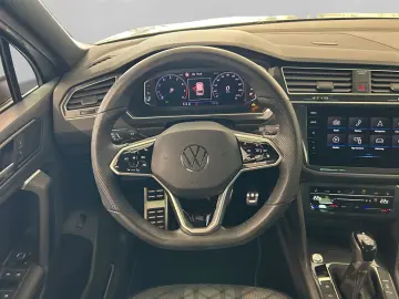 VW Tiguan 1.5 TSI R-Line  DSG MATRIX NAVI ACC KLIMA