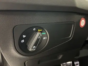 VW Tiguan 1.5 TSI R-Line  DSG MATRIX NAVI ACC KLIMA