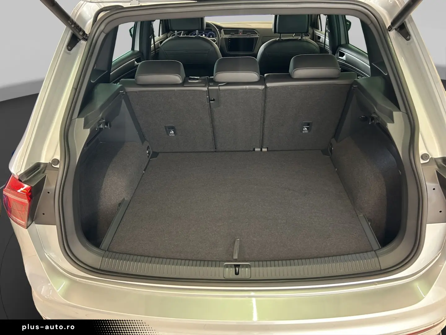 VW Tiguan 1.5 TSI R-Line  DSG MATRIX NAVI ACC KLIMA