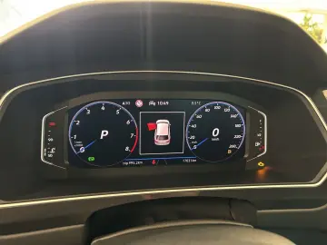 VW Tiguan 1.5 TSI R-Line  DSG MATRIX NAVI ACC KLIMA