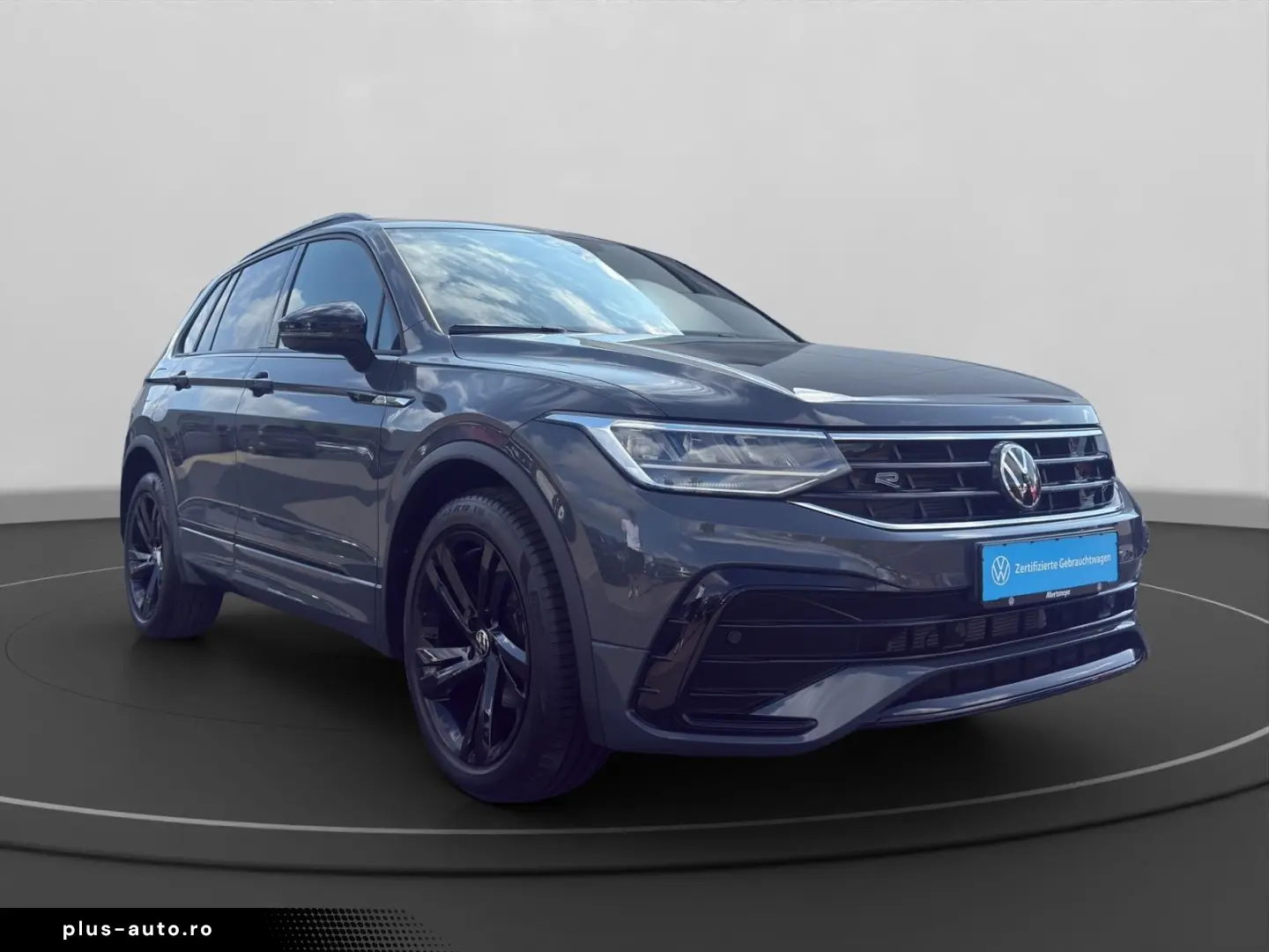 VW Tiguan 2.0 TDI R-Line  DSG AHK MATRIX NAVI ACC