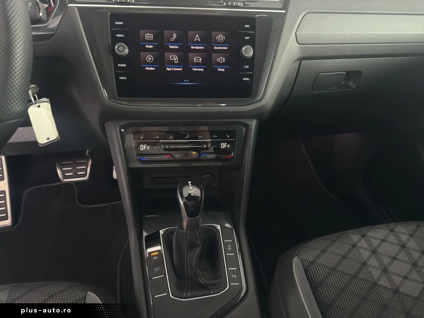 VW Tiguan 2.0 TDI R-Line  DSG AHK MATRIX NAVI ACC