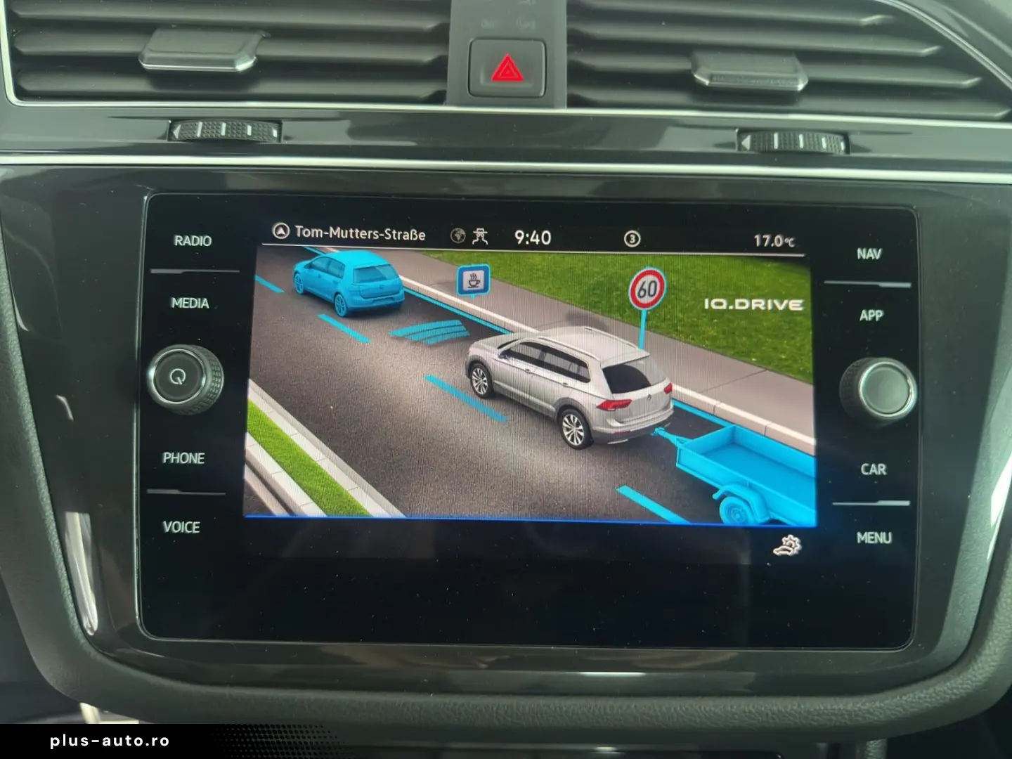 VW Tiguan 2.0 TDI R-Line  DSG AHK MATRIX NAVI ACC