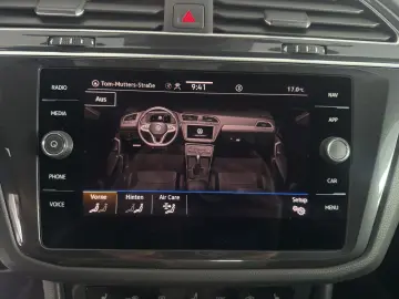 VW Tiguan 2.0 TDI R-Line  DSG AHK MATRIX NAVI ACC