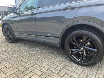 VW Tiguan 2.0 TDI DSG R-Line Black Style Navi ACC