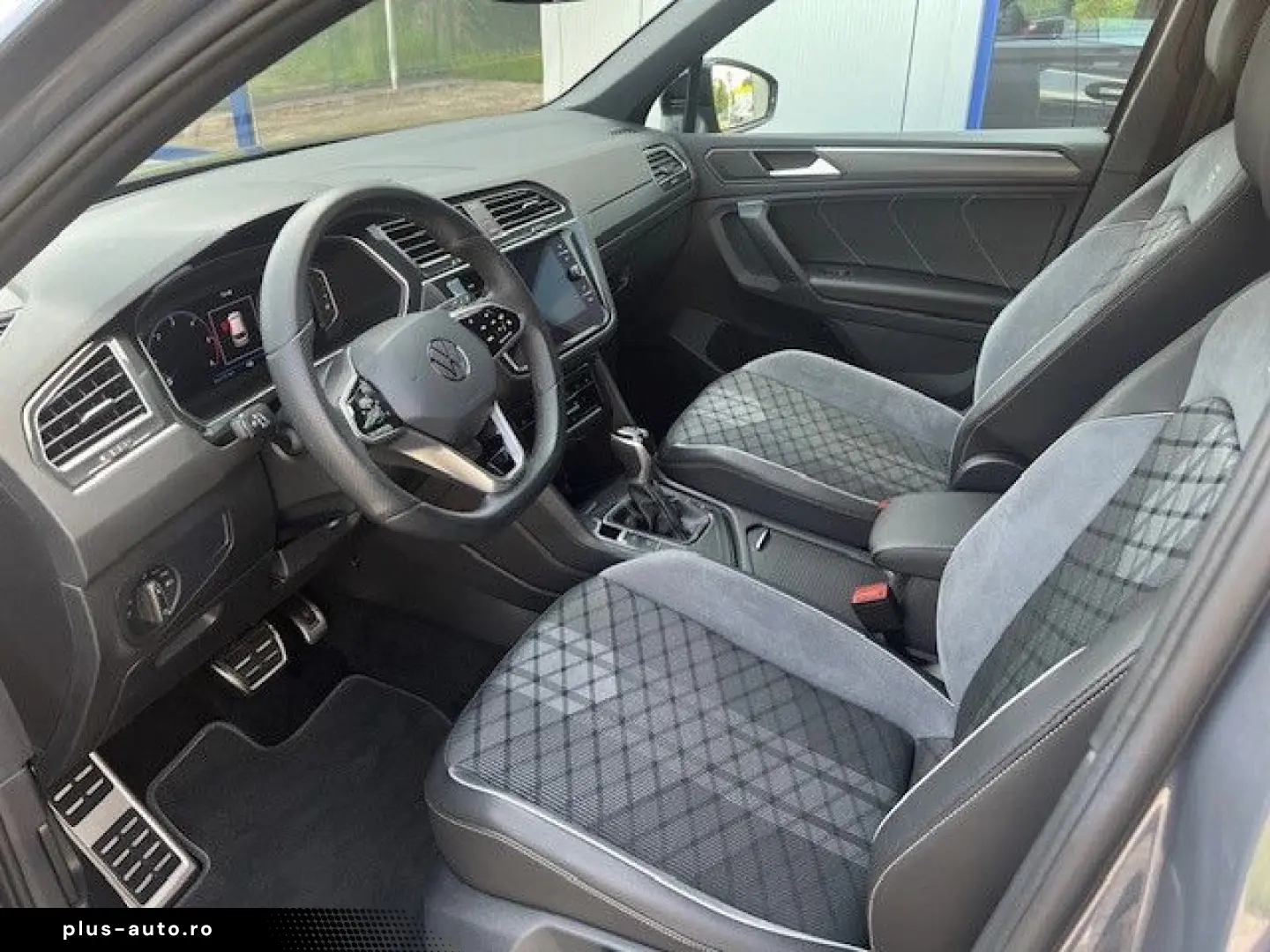 VW Tiguan 2.0 TDI DSG R-Line Black Style Navi ACC