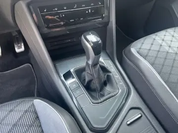 VW Tiguan 2.0 TDI DSG R-Line Black Style Navi ACC