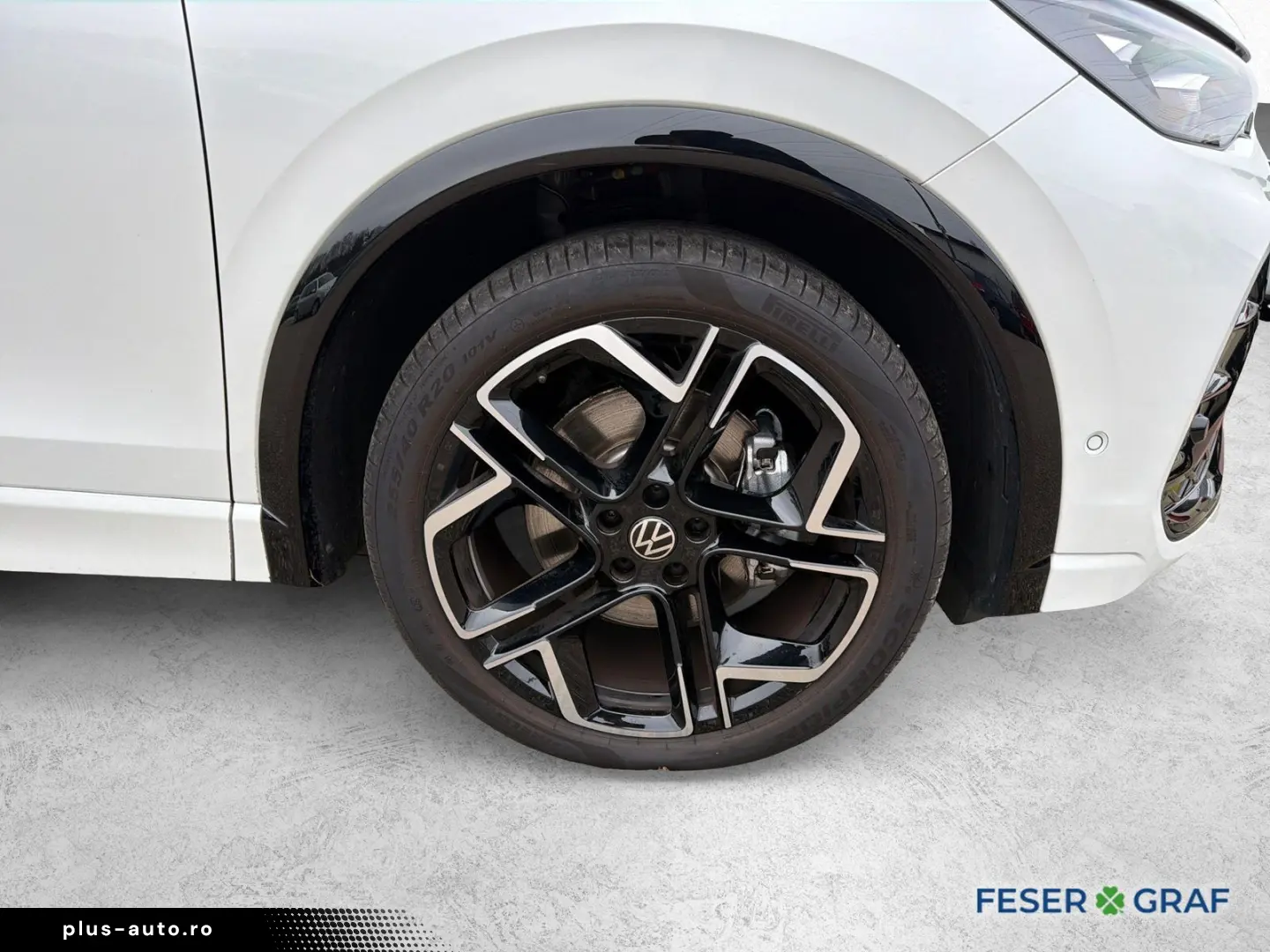 VW Tiguan 2.0 TDI DSG R-Line BLACK NAVI IQ.LIGHT