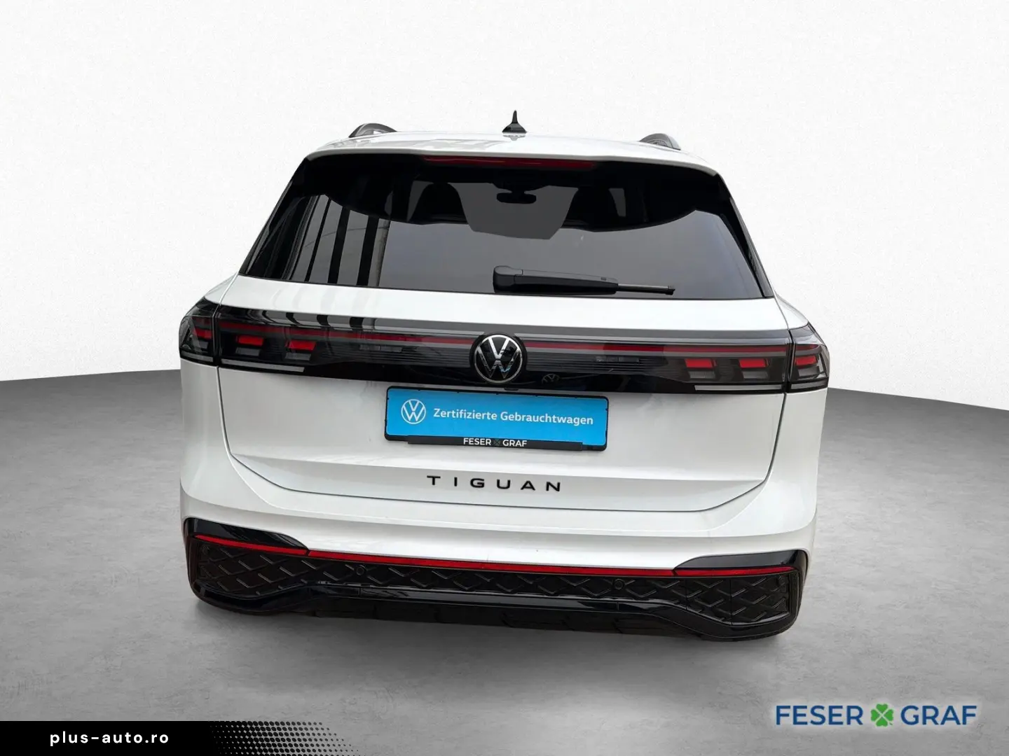 VW Tiguan 2.0 TDI DSG R-Line BLACK NAVI IQ.LIGHT