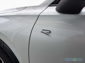 VW Tiguan 2.0 TDI DSG R-Line BLACK NAVI IQ.LIGHT